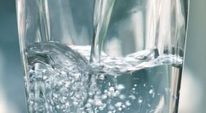 Eau du robinet en France : contrôle, qualité et suivi des PFAS